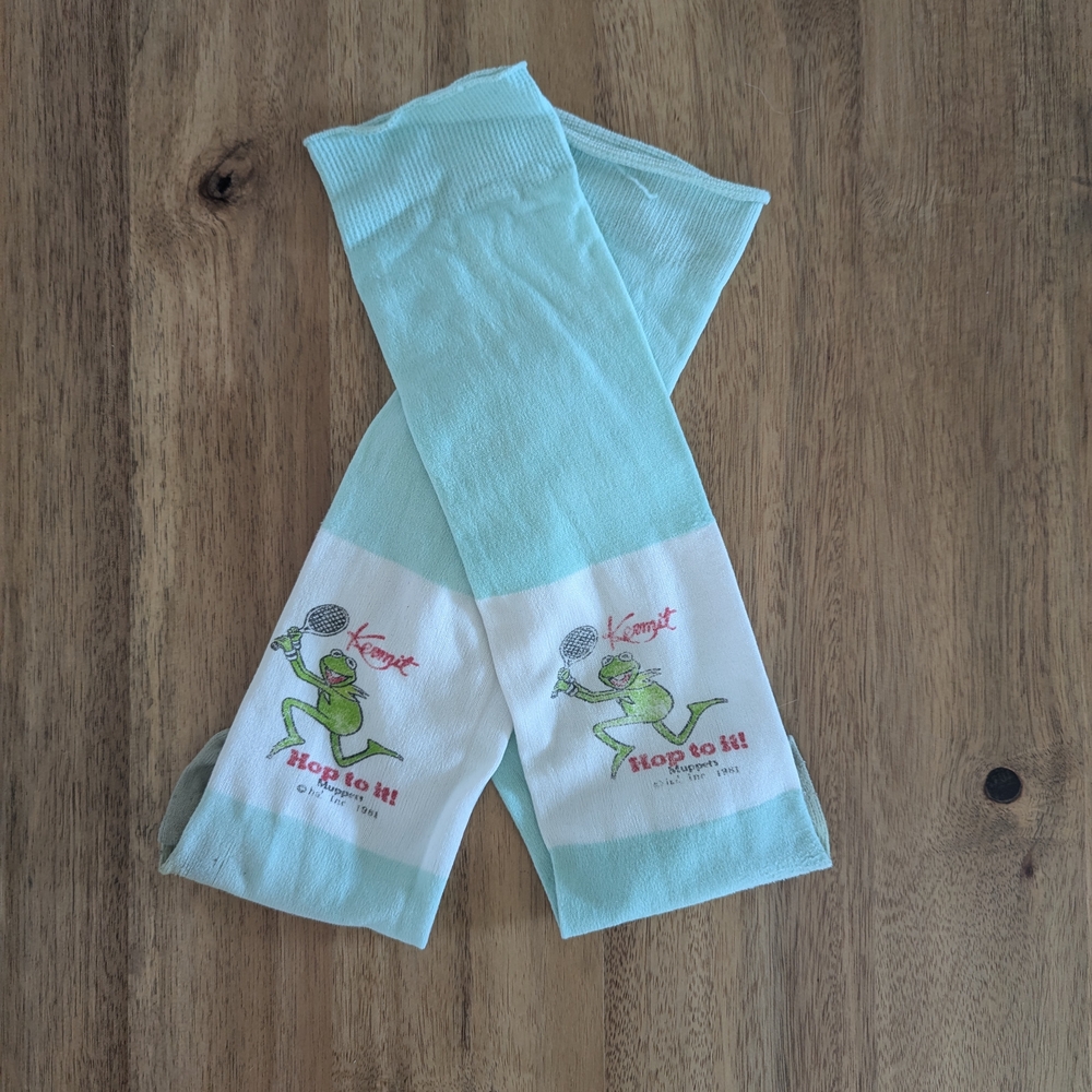 RARE * VINTAGE * 1981 Kermit the Frog Muppets Vintage 'Hop To It' Socks